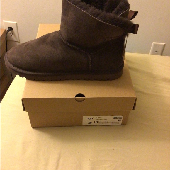 COPY - Brown Ugg Boots for Girls - Picture 2 of 2